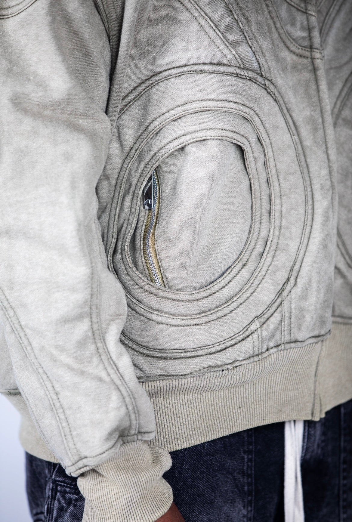 JABARA HOODIE